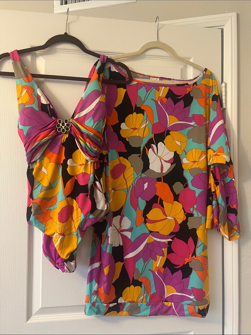 EUC Trina Turk Two-Piece Set swimsuit & coverup size L